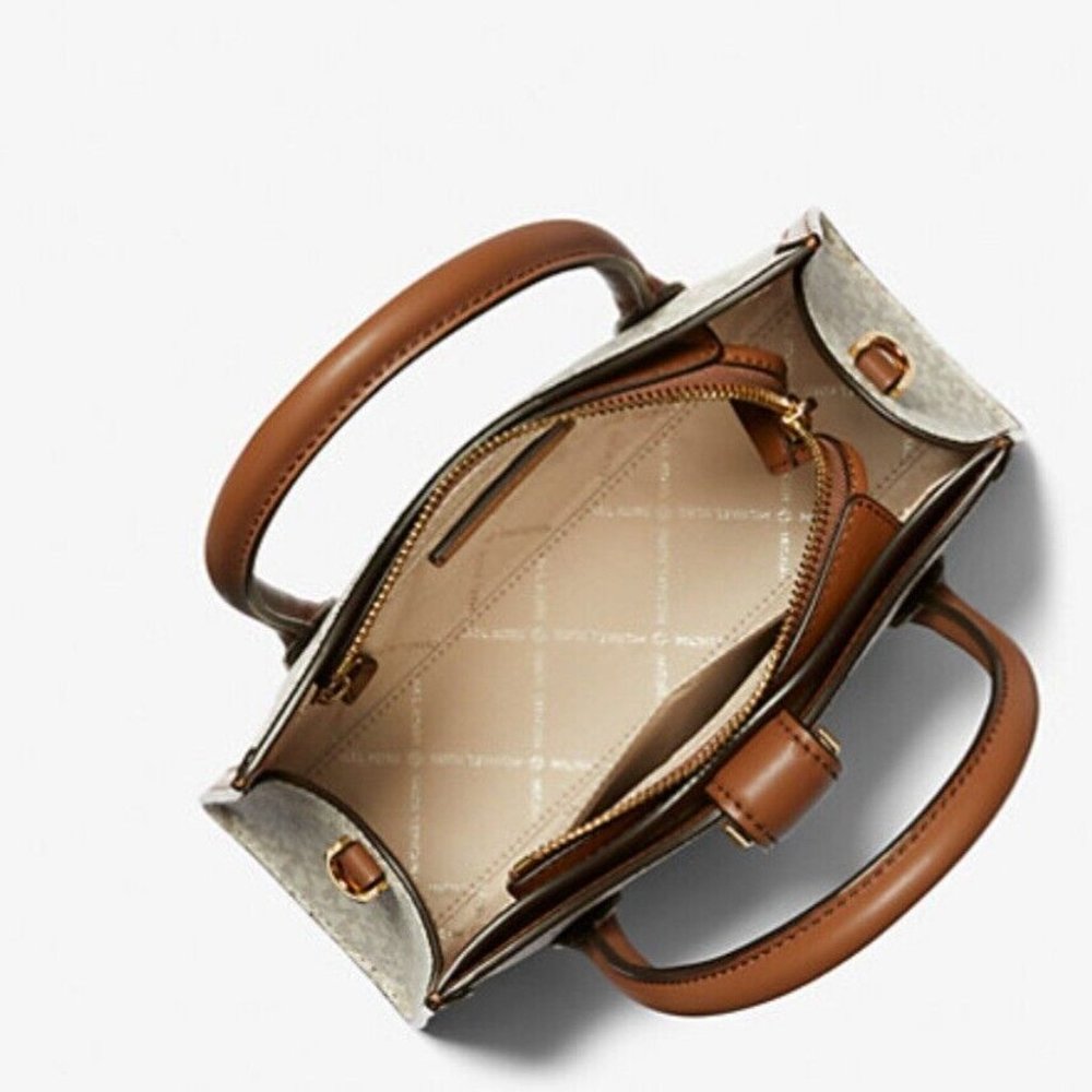 Michael Kors Gabby Small Logo Satchel in Vanilla - Picture 3 of 4